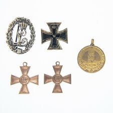 Ensemble d’insignes et médaille allemand. Croix de fer. Médaille militaire 1870