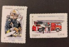 TIMBRES autoadhesifs N°601 et
