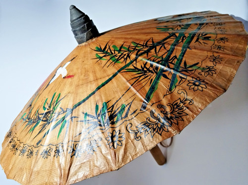 Ancien parapluie japonais