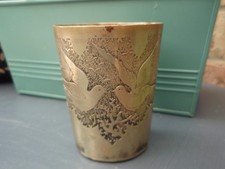 Ancienne timbale métal argenté. Colombes.