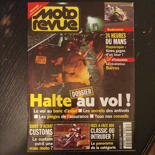 Moto revue 3228 - suzuki, 800