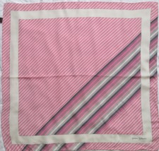 -Superbe Foulard PIERRE