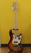 Guitare basse électrique SIRE