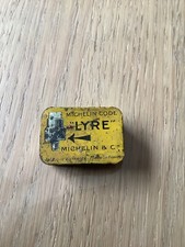 ANCIENNE PETITE BOITE TOLE