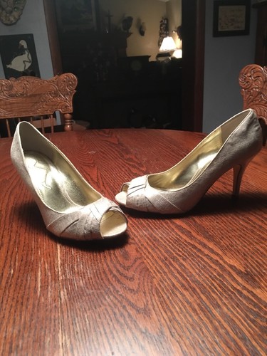 Nina gold pumps - gold,