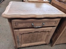 Ancien Meuble bas 1 tiroir + 1 porte en bois  64,5 x 45,5cm par 65cm de haut