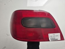 Feu arriere principal gauche