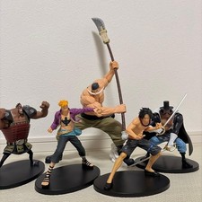 Lot de 5 figurines pirates