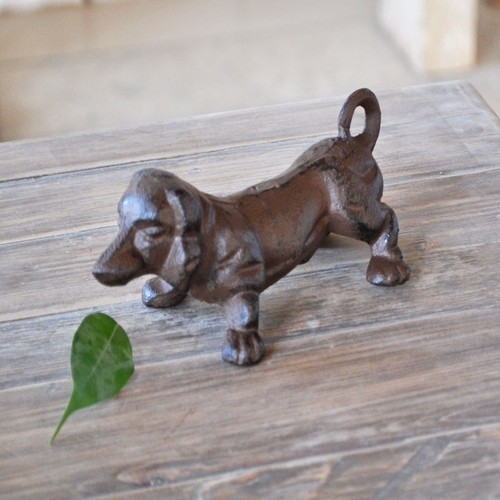 Statuette fonte marron - en,