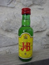 Mignonnette bouteille J&B Whisky scotch 5 cl non ouverte