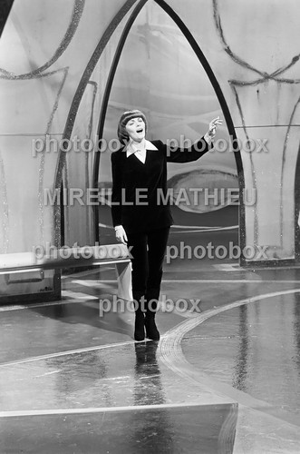 Mireille mathieu exclusive - mathieu,