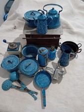 Dinette Tole Emaillee