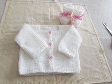 Cardigan ou gilet et chaussons