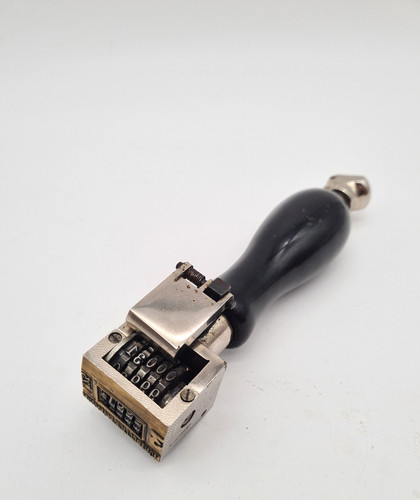 Ancien tampon encreur acier - ancien,