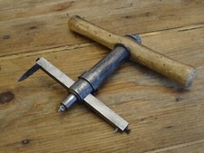  Outil ancien coupe rondelle