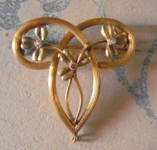 Broche ancienne plaqué or