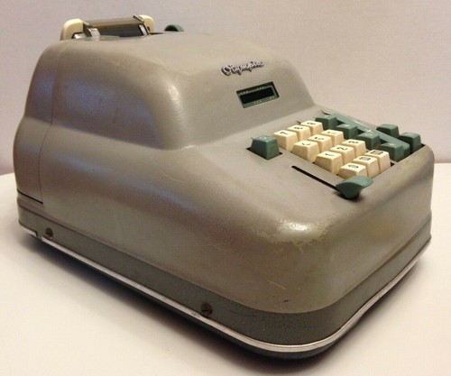 Ancien machine calculer - a,