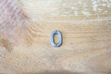 Ancienne - petite Lettre en plomb - Mobilier Industriel : O - 1.6 cm 