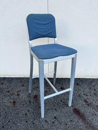Emeco brushed aluminum - aluminum, high