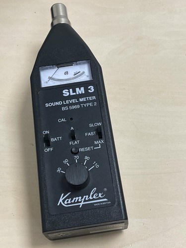 Calibrateur sonomètre - de,