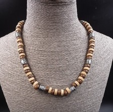 Collier surf en bois et perles