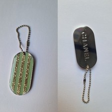 Bijou de sac Porte-clés CHANEL plaque militaire chanel  CC  CHANEL Jewel