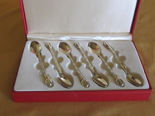 Lot cuillères moka en - de, 6