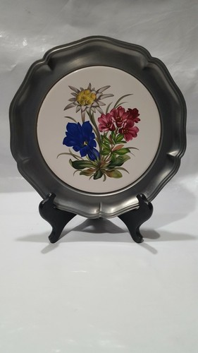 Assiette étain décor - en,