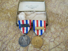 LOT DEUX MEDAILLES DES CHEMINOTS NOMINATIVES DANS LEUR BOITE ARTHUS BERTRAND