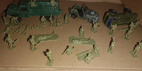 Petits soldats esci us - petits,