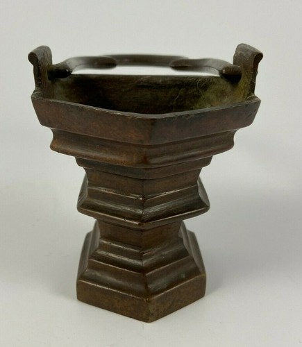 Seau eau benite bronze - eau, en