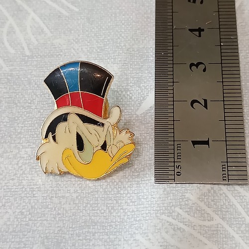 Vintage pins disney arthus - pins,