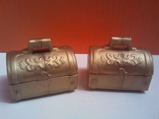 sympa petit  coffre princesse playmobil (  pirate, bateau , château    ) 0318