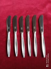 6 couteaux de table Rostfrei Solingen en métal argenté 100 , longueur 21 cm .