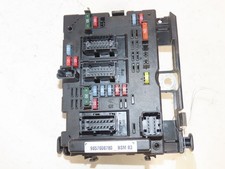 boite a fusibles peugeot 206