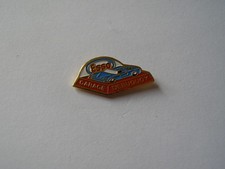 pins automobile esso garage