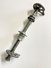 Axe de roue arrière Yamaha 600 XT - 2KF