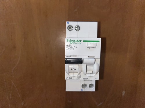 Disjoncteur differentiel 16a - differentiel,
