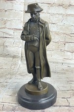 Figurine De Napoléon Bonaparte Signée En Bronze Patiné Marron Sculpture Statue