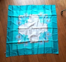 Foulard scarf Carré Peint Main Soie Naturelle  Fleur Flower 