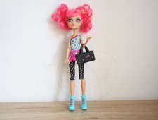 Monster high howleen wolf dance