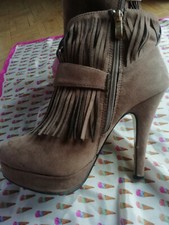 Bottines Boots Effet Daim avec Talon Frange T38