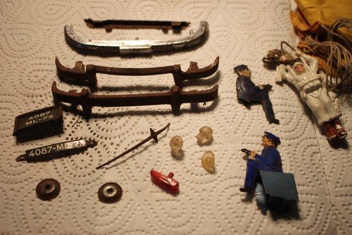 Lot pieces joustra - pieces,