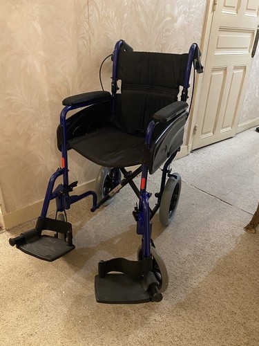 Fauteuil roulant manuel