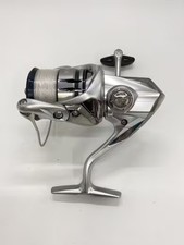 Moulinet toupie Shimano 19 Stradic 3000MHG couleur argent sans boîte utilisé