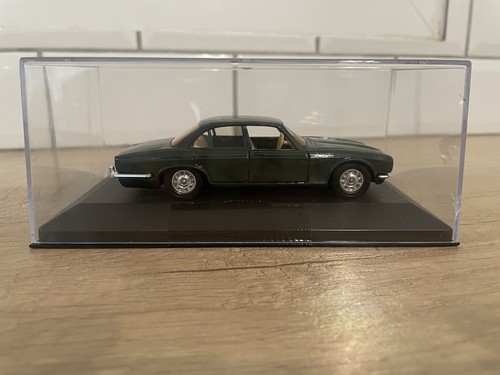 Voiture miniature jaguar - voiture,