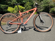 2022 Specialized Epic Evo