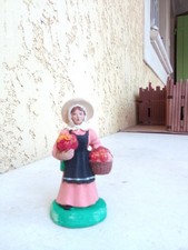 1  santon anciens en argile signé " le moulin a huile "