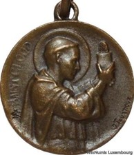 W4056 Médaille Saint Cloud