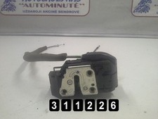 2010 NISSAN QASHQAI FERMER à